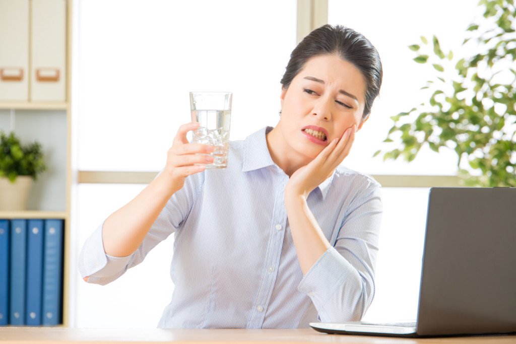 Why Does My Tooth Hurt When I'm Drinking Water?